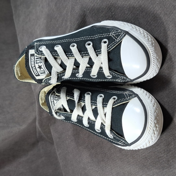 Converse Chuck Taylor All Star Ox Low Classic Black Lace Up Sneakers G US 2 - Picture 1 of 16